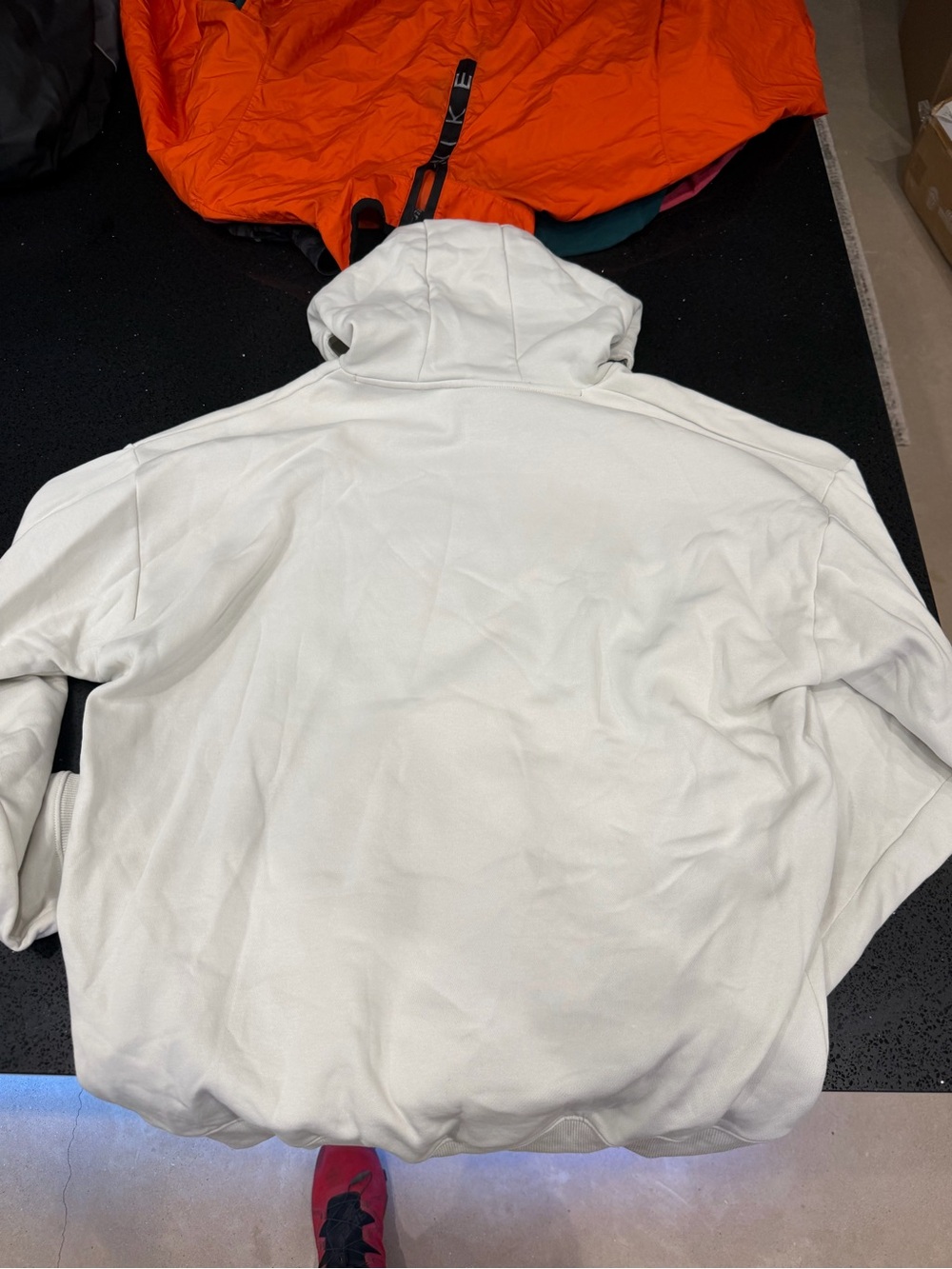 Project Rock Under Armour Men’s White Hoodie Pullover with Graphic - Picture 6 of 6